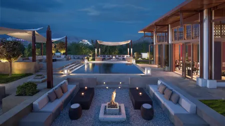 Shangri-La Hotel, Lhasa