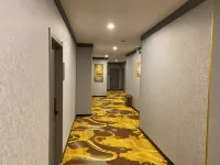 Jiayi Yueting Hotel
