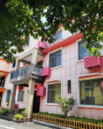 Nanfang Ying Hotel Hotels near The Cliff Tomb