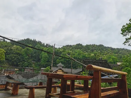 Yishan Chinese Inn (Dali Dong Village)