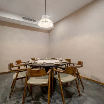 Chongqing Jinfoshan Yumanyinshan Resort Hotel Отели рядом с достопримечательностью «Laolongdong Scenic Area»