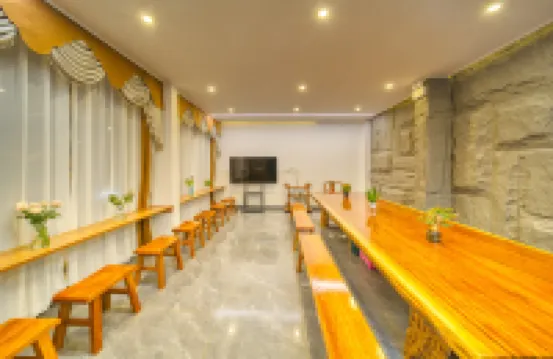 Anning Zhenxi Hot Spring Homestay