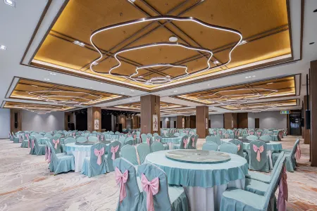 BaDong HongFa Hotel Отели в г. Бадун