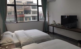 Liuzhou Huangjia Hotel (Xingguo Avenue)