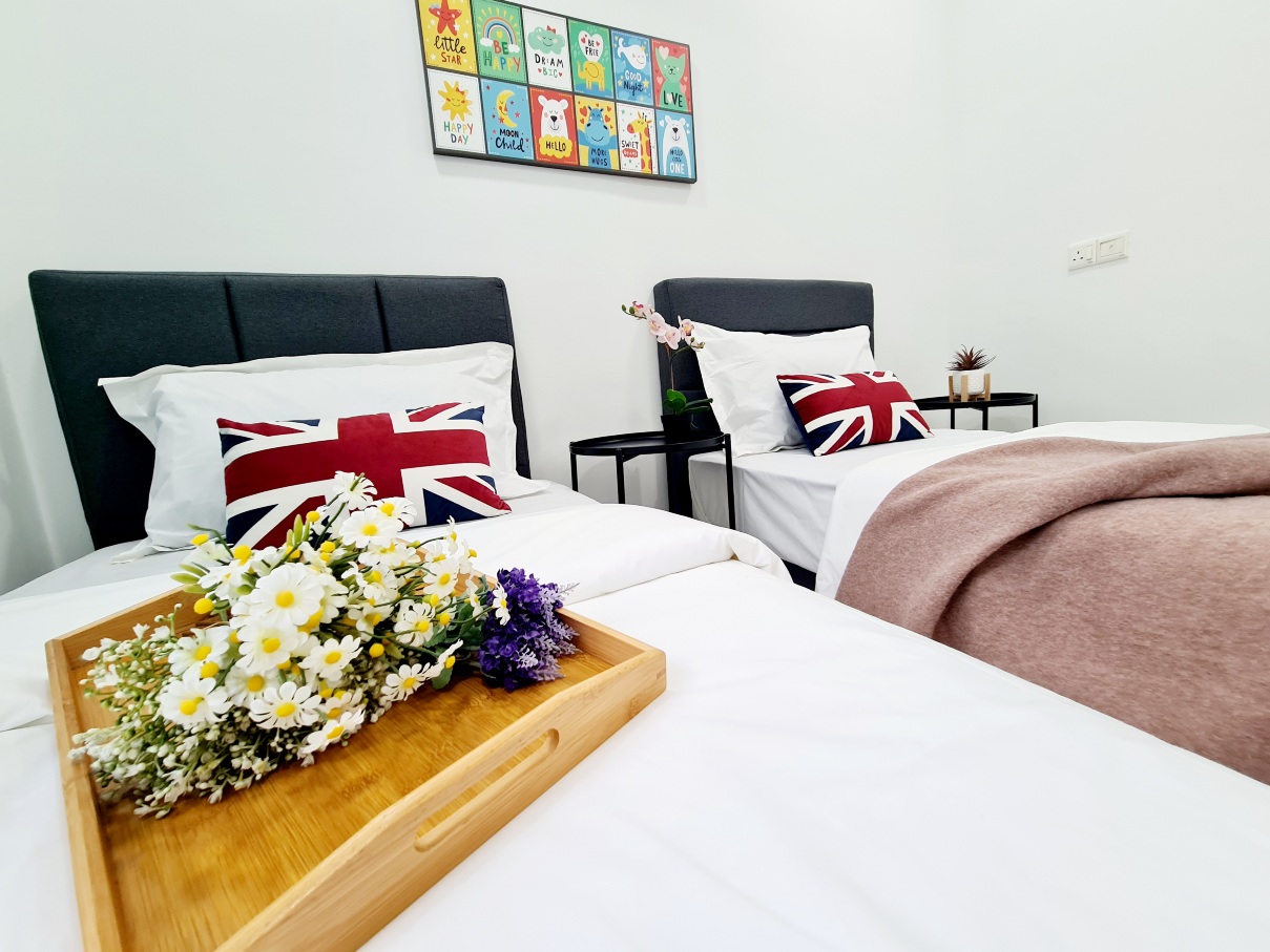 Koi Kinrara Suites IOI Puchong Pyramid Sunway Lagoon Bukit Jalil Pavilion Stadium Hotels in Puchong