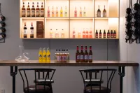 Floral Hotel·Heart Courtyard Hotel - bar