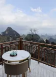 連南千年瑤寨聽雪樓 萬山朝王國家石漠公園附近的飯店