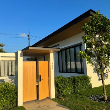 The Season Resort