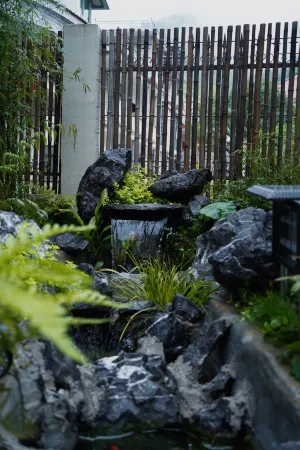 Xiaozhu Shiguang Nature Homestay (Sanbao Jingdezhen) Отели рядом с достопримечательностью «Jingdezhen Ceramics University College of Science and Technology Art»