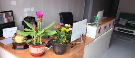 Changchun Shengshi time Hotel Отели рядом с достопримечательностью «Software Engineering Simulation Company， College of Humanities & Information， Changchun University of Technology»