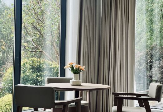 1. 윤투 탕구 온천..