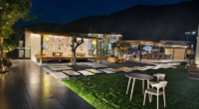 Yangxindian Homestay (Huaguoshan Scenic Area)