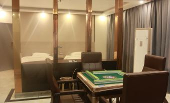 Minquan 0370 City Hotel