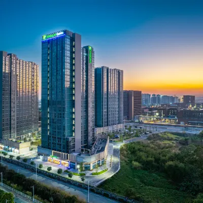 廣州大學城智選假日酒店 鄰近新造的酒店