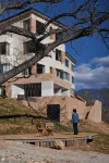 Linden Centre ·Benzilan