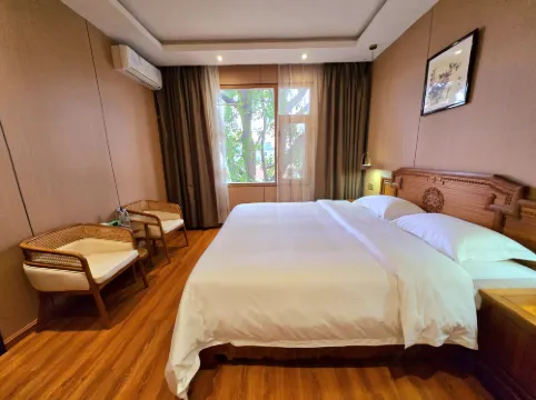 Langshan Homestay (Caiyun City)