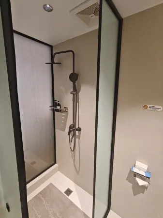 GreenTree Inn Gansu Jiuquan Century Plaza Business Hotel Отели рядом с достопримечательностью «Jiuquan Tianbao Scenic Area»