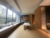 Leshan Chanyi Yiyue Hotel