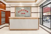 Yijiu Business Hotel (Liuyang Economic Development Zone Lens Technology)