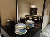 Hohhot Dazhao Wuliangsi Kuanxiangzi Daisies Hotel - Airport Shuttle