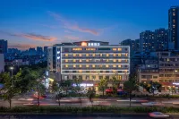 Juyi Hotel (Shenzhen Universiade Center Longcheng Park Subway Station) - 2-Star