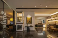 Lucky Star Hotel - 2つ星