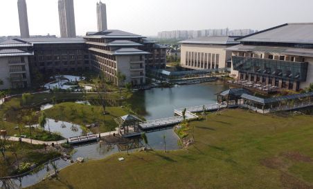 Howard Johnson Glory Plaza Qidong - Housity