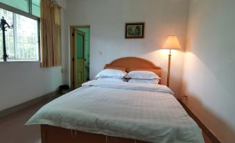 Qiqi Guesthouse
