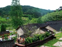 Macheng fulingwo health farm Hotels in Macheng