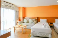 クリスタル ジェイド ホテル