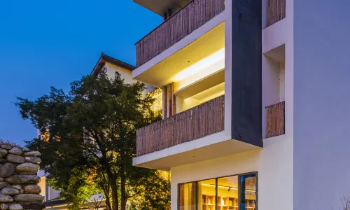 Floral Lux Hotel·Yichun Jiuyu Xinzhi Light Luxury Homestay (Mingyueshan Hot Spring Resort Branch)