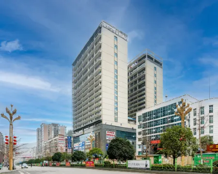 โรงแรมแรมบลิงอิน สกายการ์เดน โรงแรมในปี้เจี๋ย