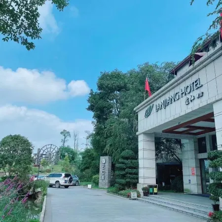 Lanjiang Hotel