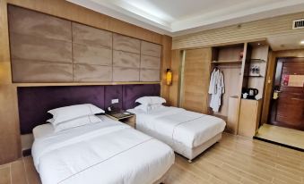 Lotus Mountain Hot Spring Resort - Housity