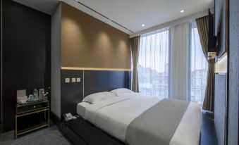 Dengta Shengshi Business Hotel