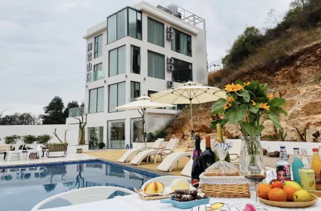 Fuxian Lake Shuyan Mountain Homestay