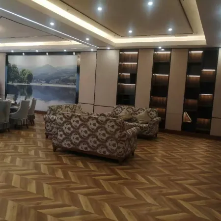 Tianju Caohai Holiday Hotel