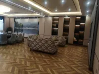 Tianju Caohai Holiday Hotel - breakfast