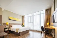 Romantic Season Yunshang Hotel (Shenyang North Station Old North City Night Market Store) Hotels near Shenyang Imperial Palace