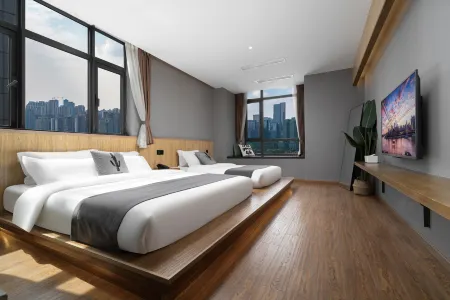 Cheezo High altitude river view Hotel ( Jiefangbei hongyadong store)