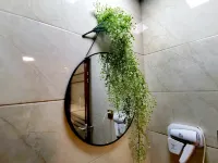 Alisha Hotel - شرفة