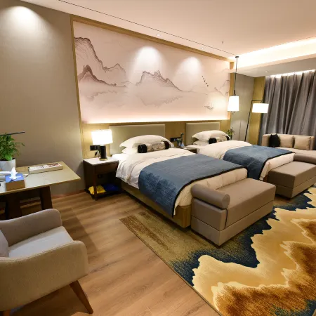 Gold Dragon Hotel