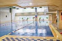 Eden International Hotel - piscina