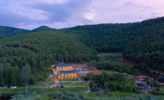 Lugu Lake Queqiao Villa