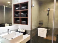 Uni Resort-KuKuan Hotell i Heping District