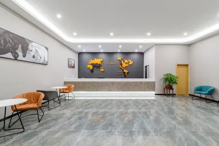 Junqia Collection Hotel (Xinzheng Longhu Town Shawoli Subway Station) Отели рядом с достопримечательностью «Henan Vocational College of Industry and Trade (Longhu Campus)»