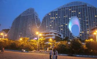 Vellov Seascape Apartment (Beihai Beibu Bay No.1 Store) - Housity