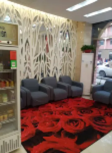 Luoluo Hotel