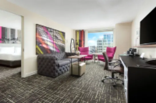 ไฮแอทเซ็นทริก อาร์ลิงตัน โรงแรมใน