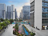 Gongyujia·Designer Light Luxury Art Hotel Hotels near Guanshanhu Park